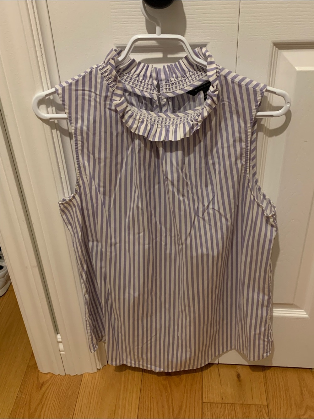 PICK ANY 3 ITEMS FOR $10 - Banana Republic Sleeveless Ruffle Neck Stripe Top